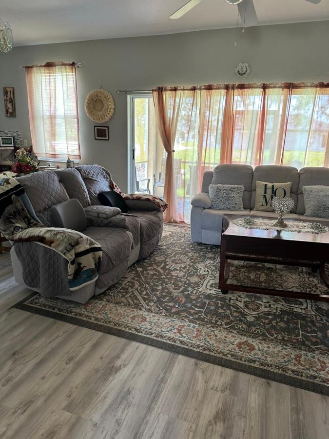 Quiet Room In A Family Home Lehigh Acres Bagian luar foto