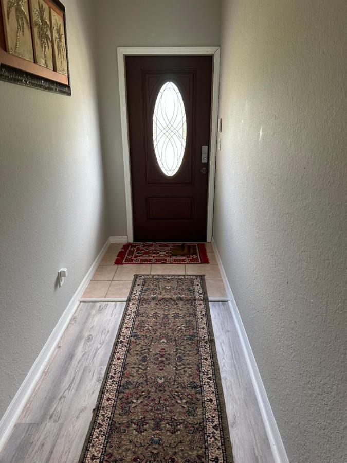 Quiet Room In A Family Home Lehigh Acres Bagian luar foto